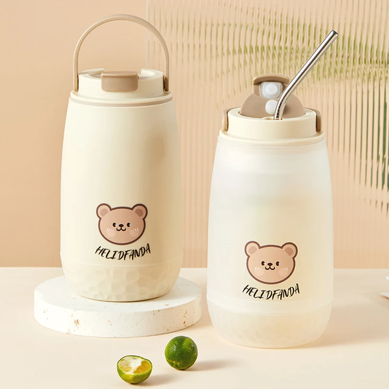 

Kawaii Bear Water Bottle Big Belly Cup with Straw Carrying Cups Portable Student Child Water Bottle Adult Drinking Cup Drinkware