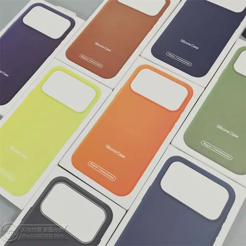 รูปสินค้า เคสซิลิโคนเหลว iPhone 17 Pro Max ฝาแม่เหล็กควบคุมกล้อง
