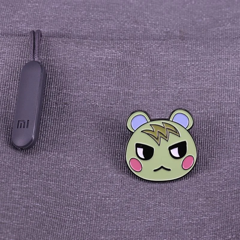 Copper Handheld Game Enamel Pins Custom Animal Village Forest Daily Brooches Lapel Badges Cartoon Jewelry Gift