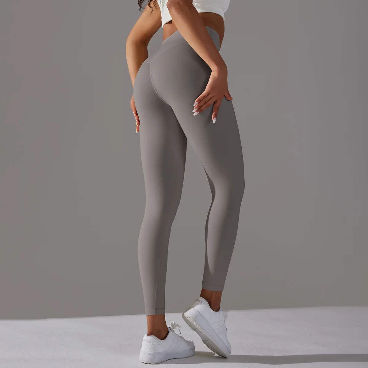 Women's High-Quality Yoga Pants for Sports Fitness Running Tight Fitting Comfortable Leggings 5