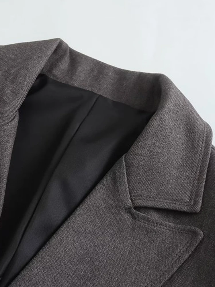 Рисунок 4 - Женский модный двубортный прямой офисный Блейзер