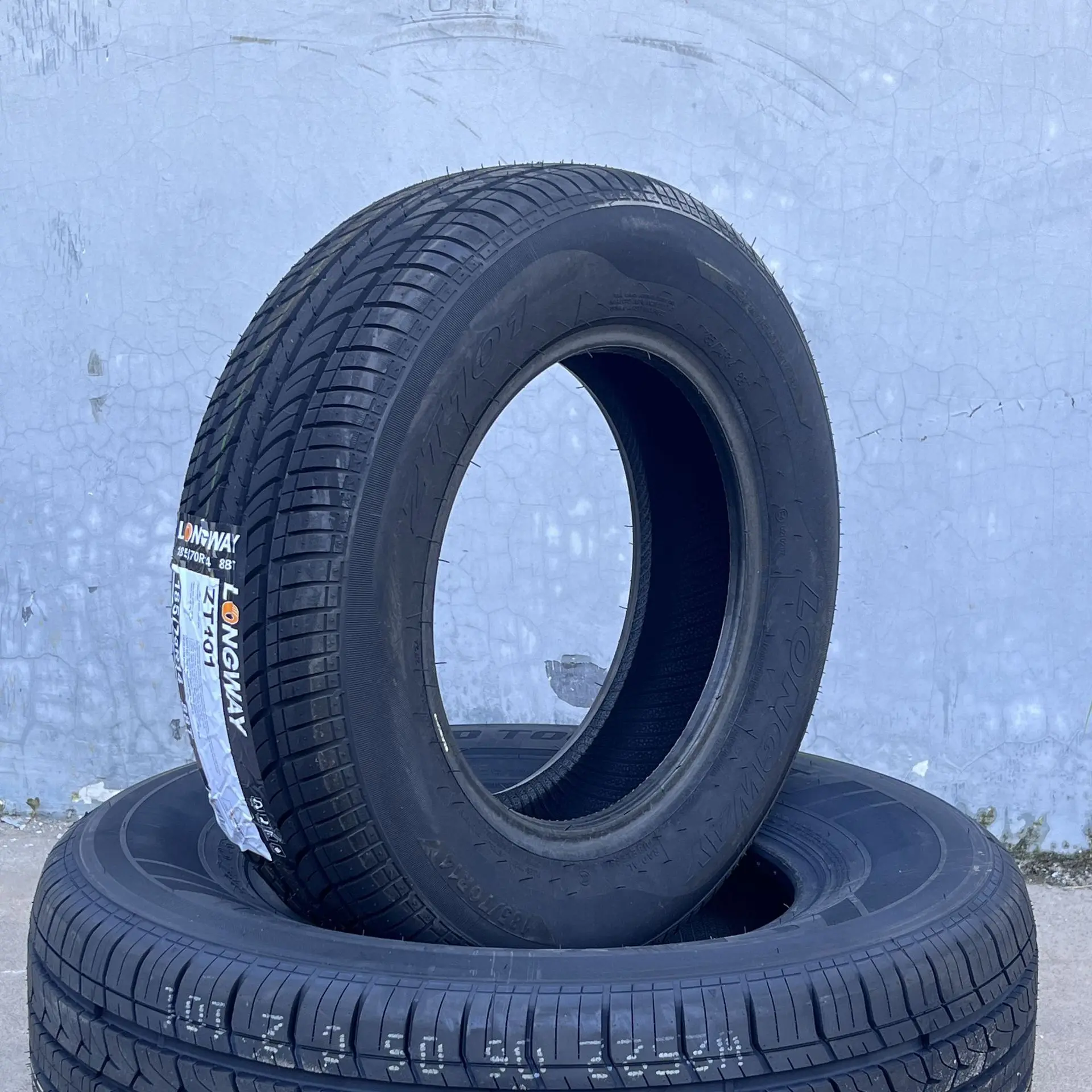 Dedicated Radial Car Tires 185/70R14 Tubeless Rubber Outlet; New Malaysia Sourced Including 225/65R17 175/70R14 265/65R17