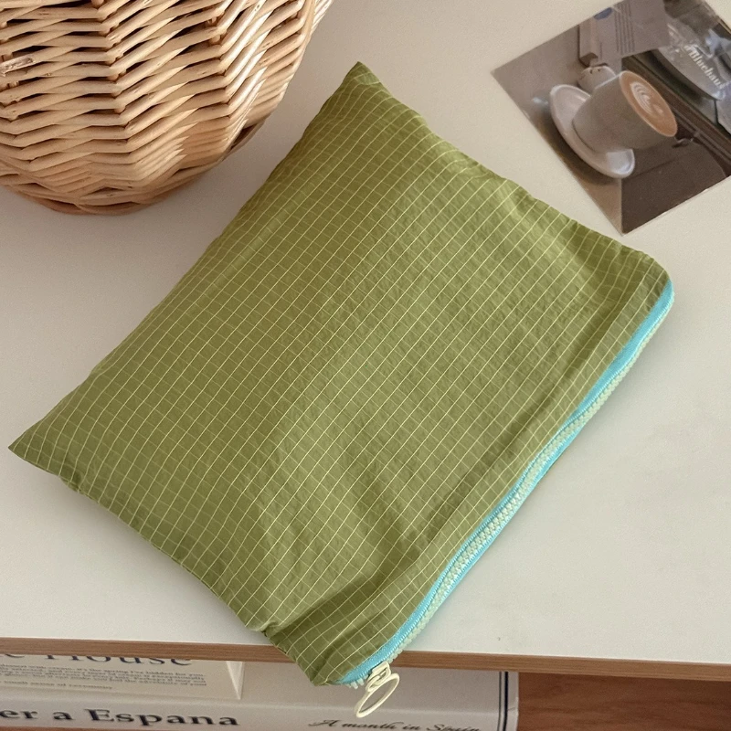 New Women Plaid Makeup Bag Large Capacity Nylon Zipper Pouch Purse Travel Clutch Cosmetic Organizer Zipper Storage Bag Косметика