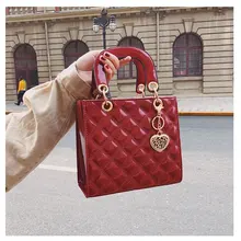 

Patent Leather Small Bag Women's New 2022 Fashion Lingge Small Fragrance Chain One Shoulder Diagonal Small Square Bag