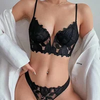 Ensemble de Lingerie en dentelle pour femmes, ensemble de soutien-gorge élégant et Sexy, sous-vêtements transparents, ensemble soutien-gorge et culotte ventilés pour dames 2
