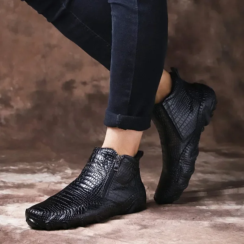 Classic Genuine Leather Spring Men's Boots Plush Warm Platform Men's Snow Boots Punk Outdoor Motorcycle Boots New Man Work Shoes