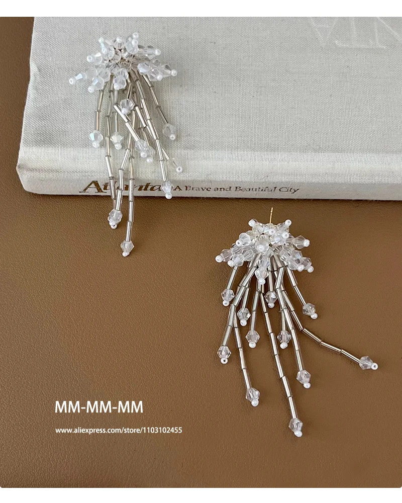 2025, handgefertigte baumelnde Ohrringe mit Kristallquasten | Barockes Perlen-Feuerwerk-Blumendesign | Eleganter Statement-Schmuck für Damen – Detail 23
