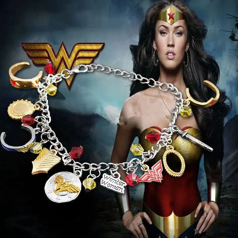 Movie Superhero Wonder W bracciale con ciondoli in metallo Bangle Movie accessori Cosplay per i regali dei fan