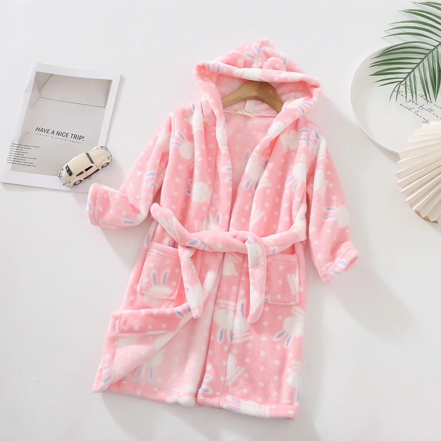 

Baby Girls Clothes Winter Flannel Robes for Kids Teen Girls Bathrobe for 2-12 Y Children Pajamas Robes Pink Blue Navy Bath Towel