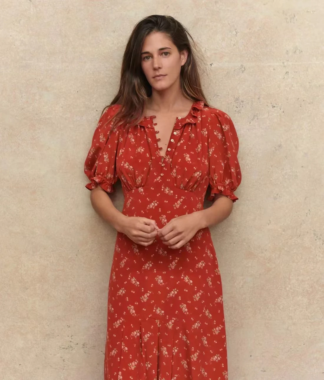 

Women 100% Silk Vintage Floral Printed Ruffled Neck Short Sleeve Midi Dress