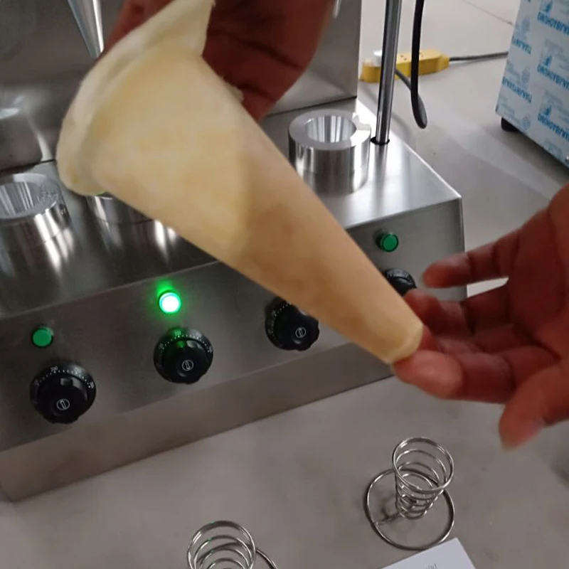 4pcs Hand Hold Pizza Cone Making Machine With Rotary Oven Pizza Cone Forming Equipment