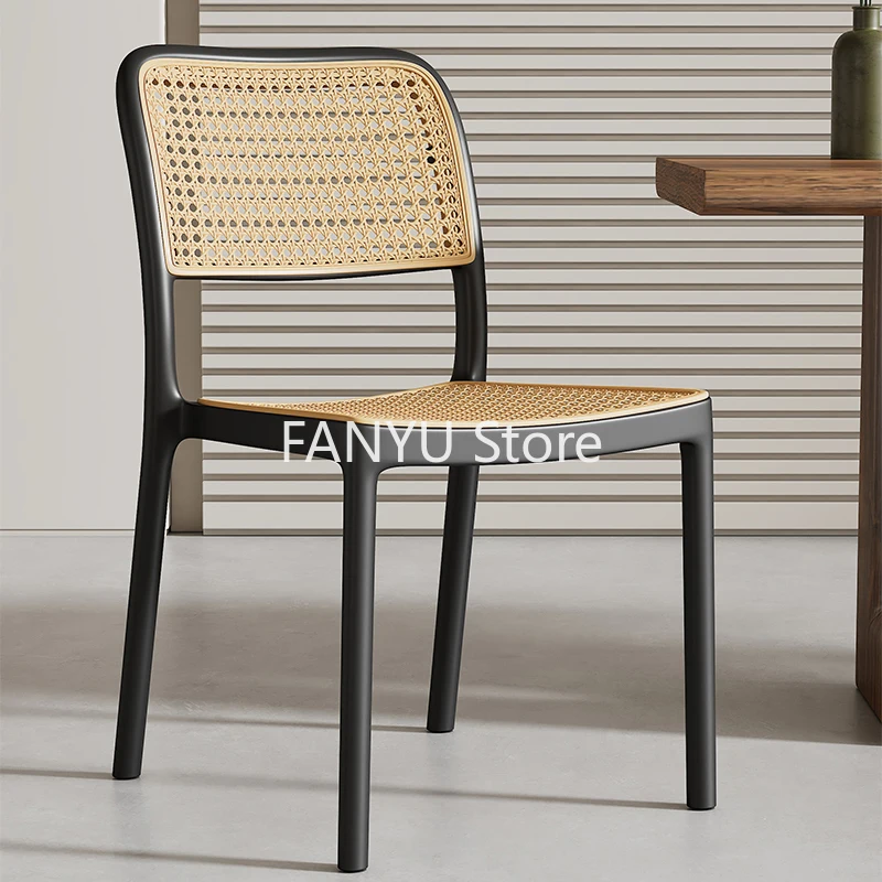 

Пластиковые дизайнерские обеденные стулья из ротанга, современные эргономичные обеденные стулья для ресторана, кухни, гостиной, балкона, домашняя мебель