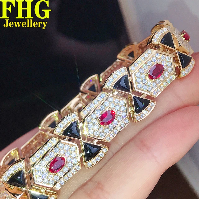 Luxurious Diamond Tennis Bracelet – Steven Singer Jewelers