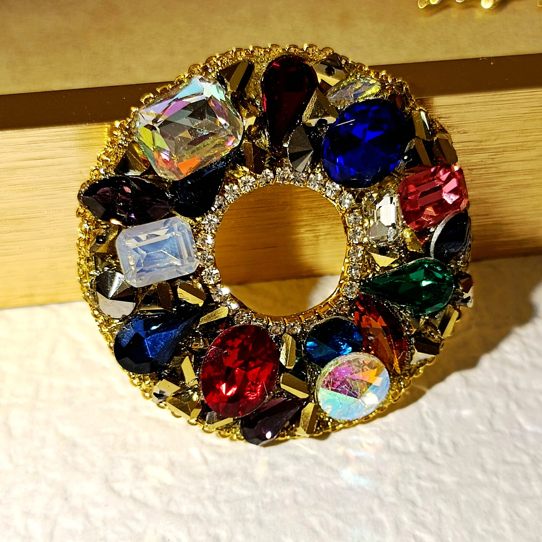 Splendid Multi Colored Stones Circular Brooch Pin Holiday Jewelry