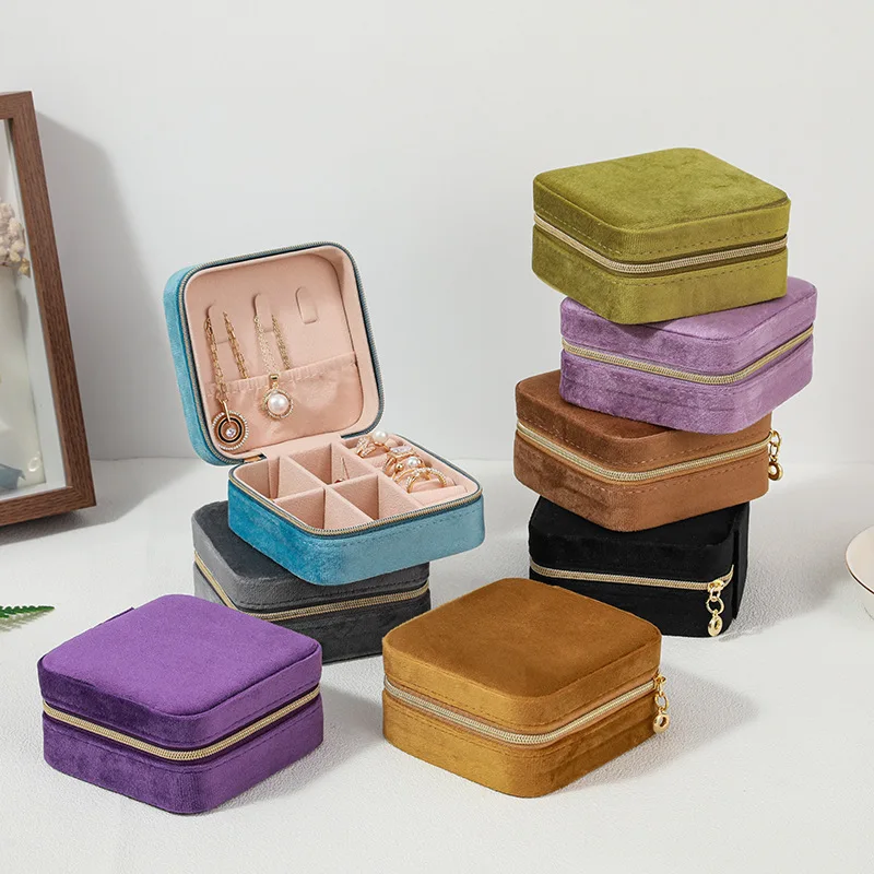 Boîte à bijoux en velours pour femmes, organiseur  - Porte boucle d oreille chez makeyouwant.fr