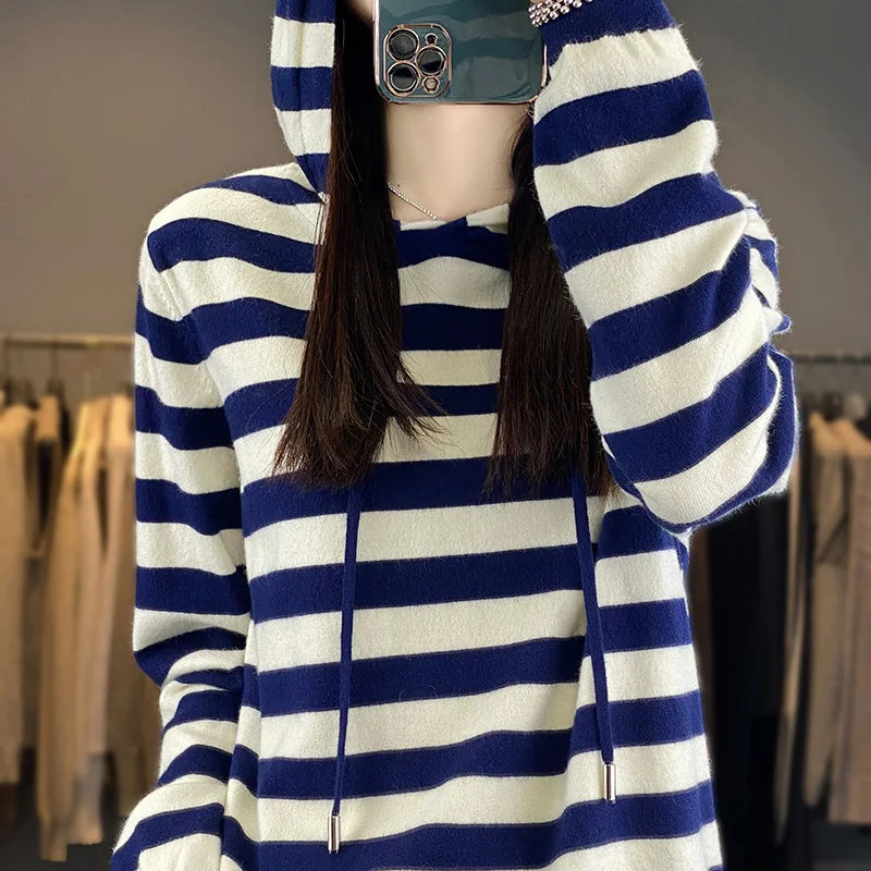 23 Autumn Winter New Knitwear Women's Hooded Long Sleeve Pullover Loose High Grade Stripe Colorblock Style Andy Velvet Knitwear