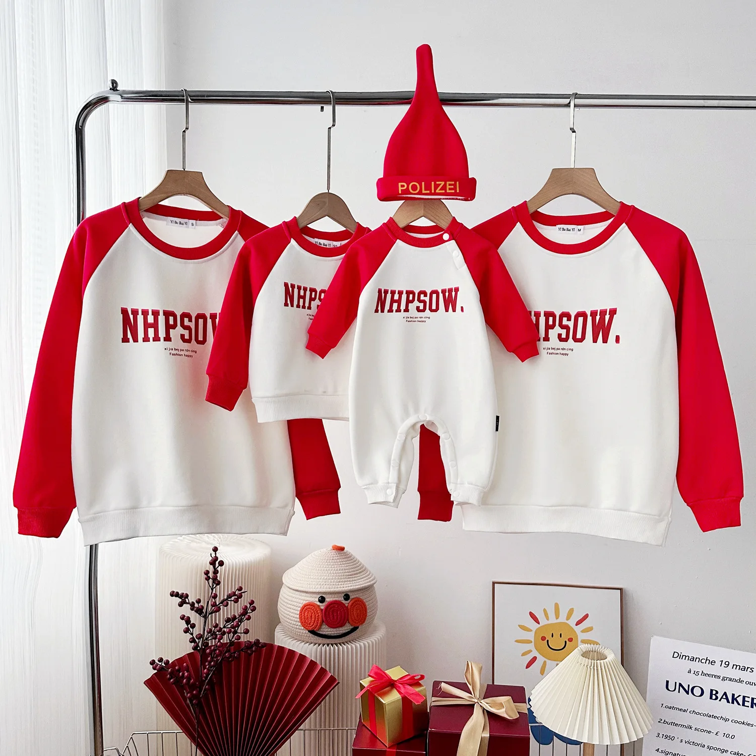 

Parents and Children Sweatshirt for The Whole Family Autumn Winter Mother Father and Son Daughter Matching Clothes Baby Romper