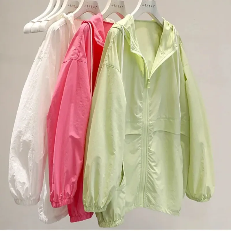 

COKAL Korean windbreaker loose lightweight jacket Fashion fluorescent hooded jacket women sun-protective casual coat