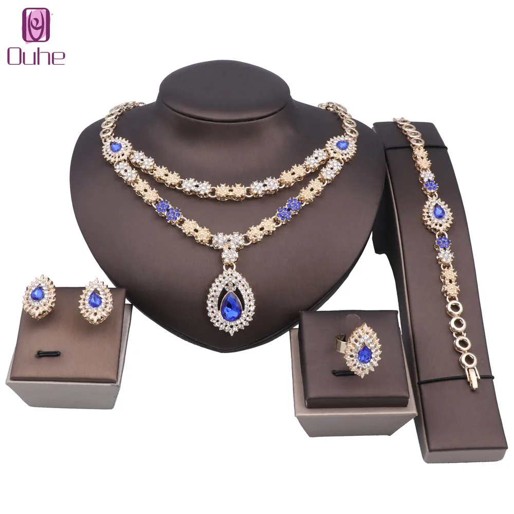 

Комплект из колье, серёг, браслета, кольца и кольца