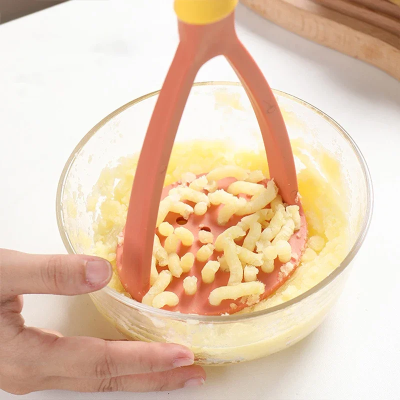 Hand Potato Masher Useful Soft Grip Potato Press Crusher PP Manual Masher