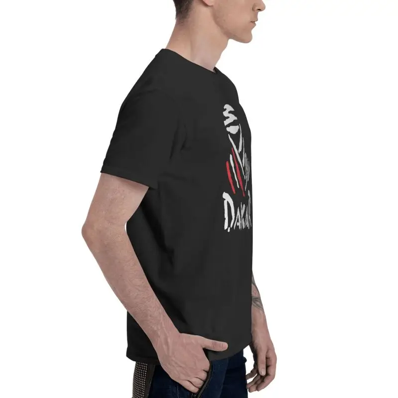 Rally graphic tee detail