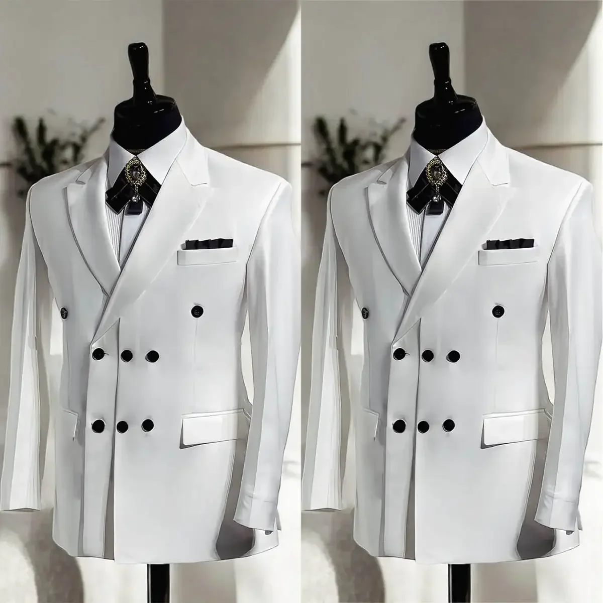 White Men Suits Coat Peaked Lapel Three Breasted Blazer Groom Business Made Only Jacket