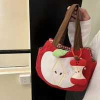 Sac à main pomme rouge créatif et mignon en velours côtelé, sac à bandoulière élégant en toile pour les sorties avec pendentif pomme, sac à bandoulière décontracté et polyvalent 1