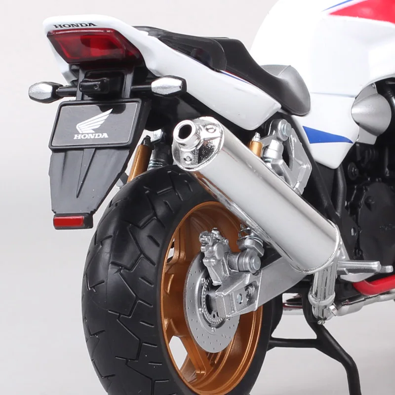 S0f06fac618b546d3a9bed6baa858b2246