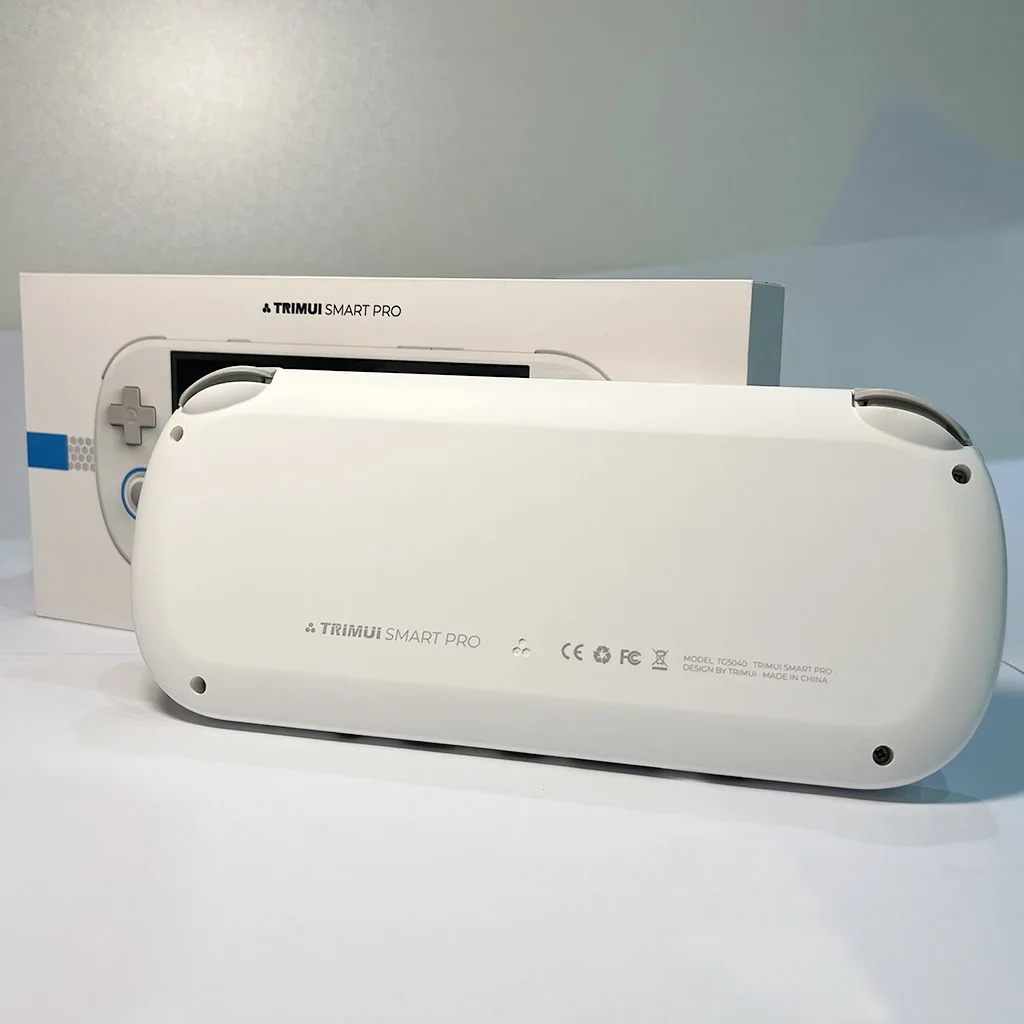 Trimui スマートプロハンドヘルドゲームコンソール　256ギガSDカード付き Amazon.com: TRIMUI Smart PRO Handheld Game Console 256G SD
