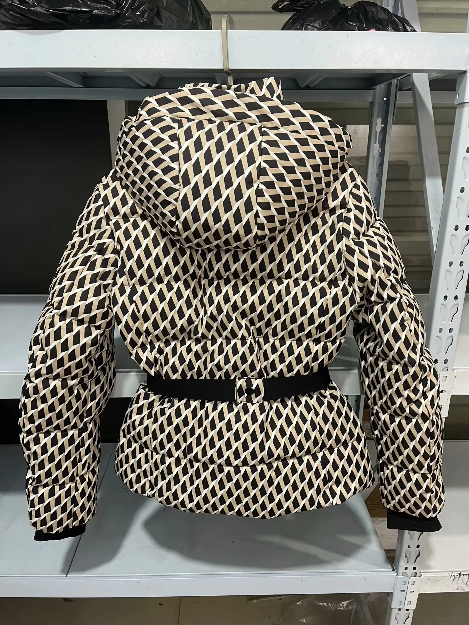 2025 RARA new women's fashion waist with belt hooded down cotton jacket commuting warm windproof jacket more comfortable to wear 3