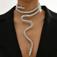 Fashionable Exaggerated Adjustable Realistic Snake Skin Net Chain Necklace Flexible Neckpiece Design - Image 3