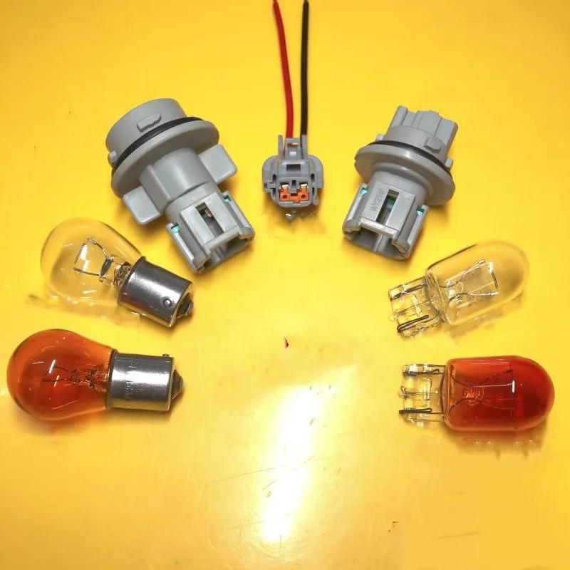 For-NISSAN-TIIDA-X-TRAIL-Rear-Fog-Lights-Bumper-Light-Lampholder-Bulb ...