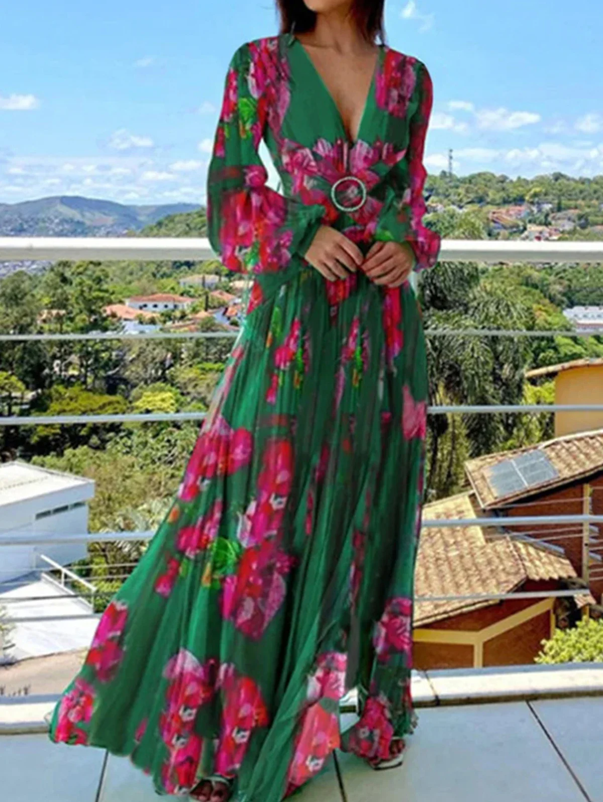Vestidos largos de encaje con mangas largas y hombros descubiertos Verde