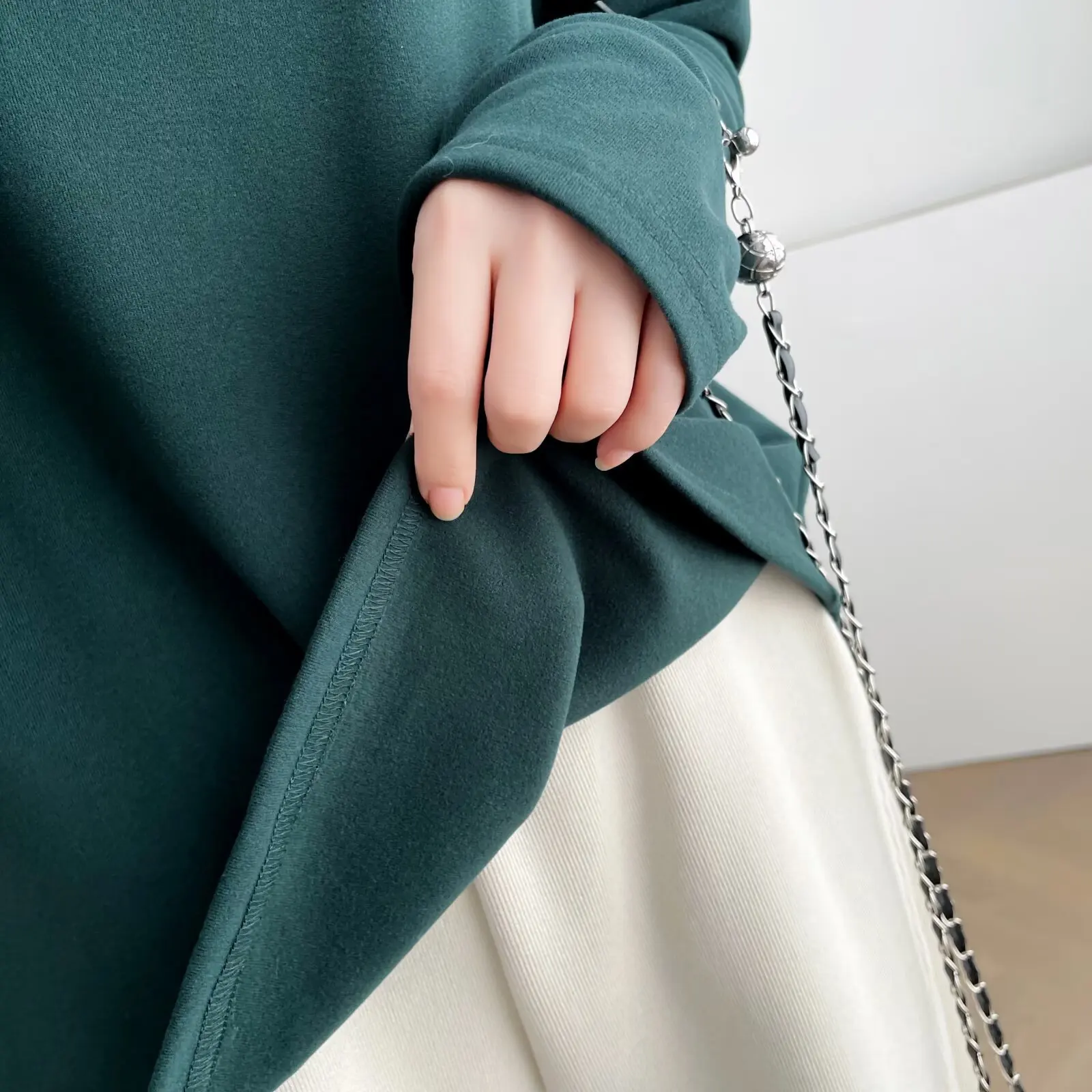 XXXXL Fashion Plus Size Women's T-Shirt Autumn And Winter New Simple Basic Warm Fleece Label O-Neck Long Sleeved Top 2535