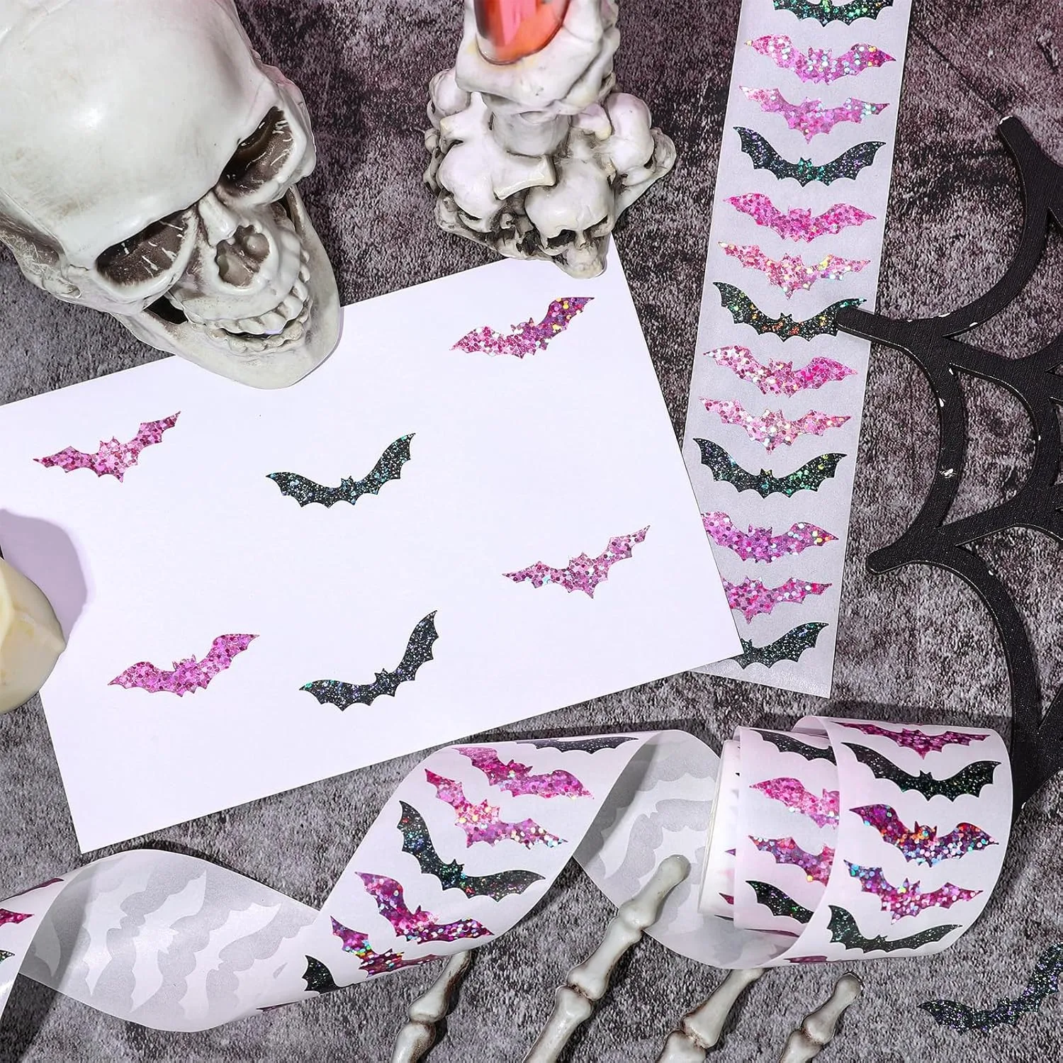 500 Stück Halloween-Fledermaus-Aufkleber, Rolle, Laser, schwarze Fledermaus, wasserdicht, 3 Designs, glitzernde selbstklebende Aufkleber für Halloween-Party – Detail 10
