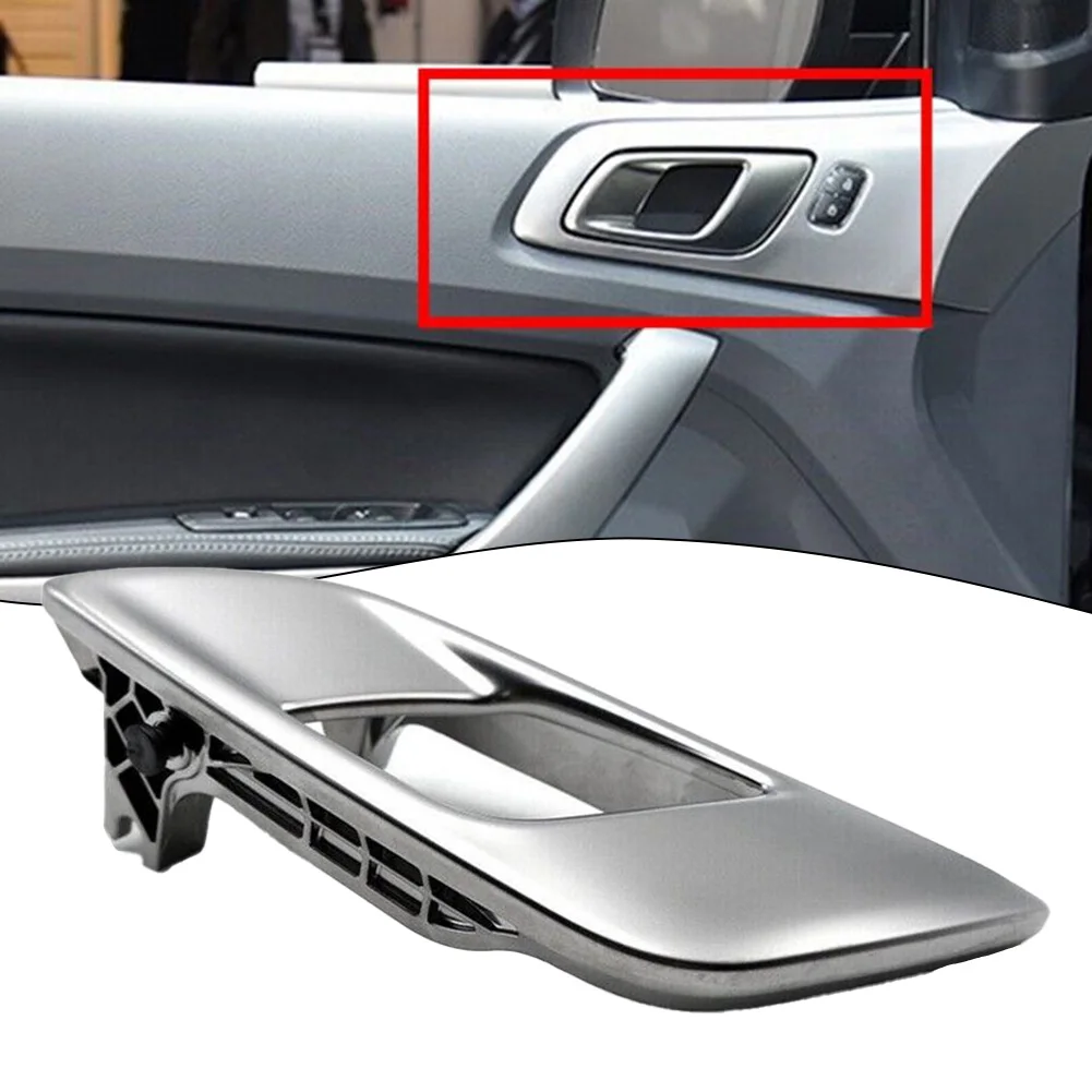 

New Car RRight Interior Door Inner Handle For Mazda BT50 2012-2019 For Everest 2015-2021 AB3921970 Interior Door Handles