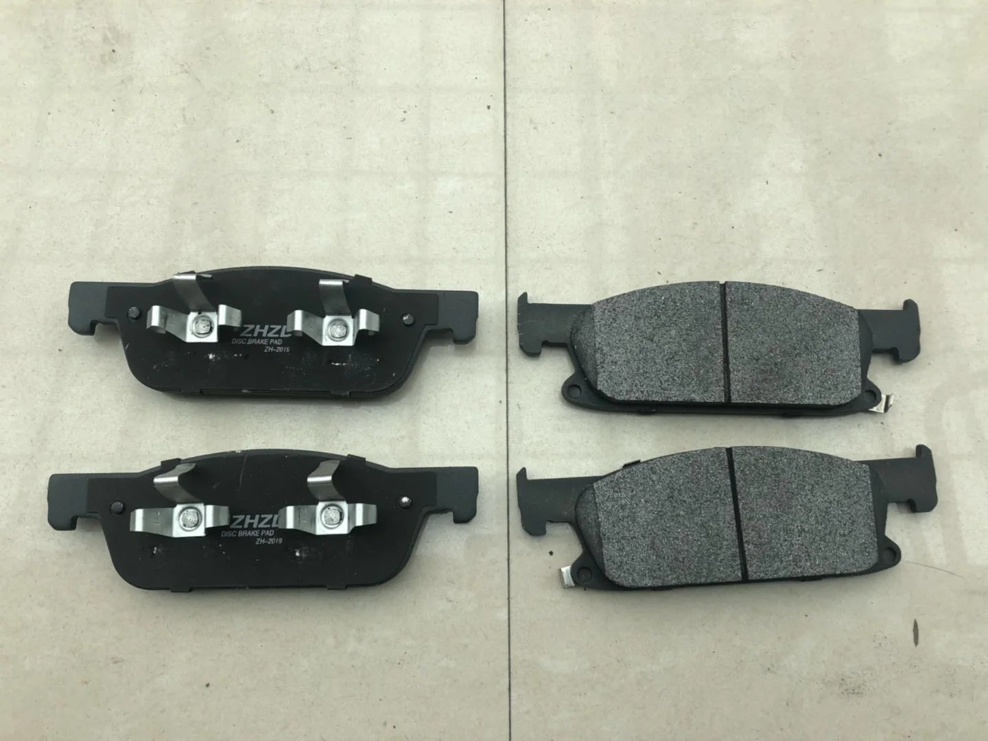 (1set) front / rear brake pads for Chinese GAC GS8 SUV autocar spare parts car brake pads set