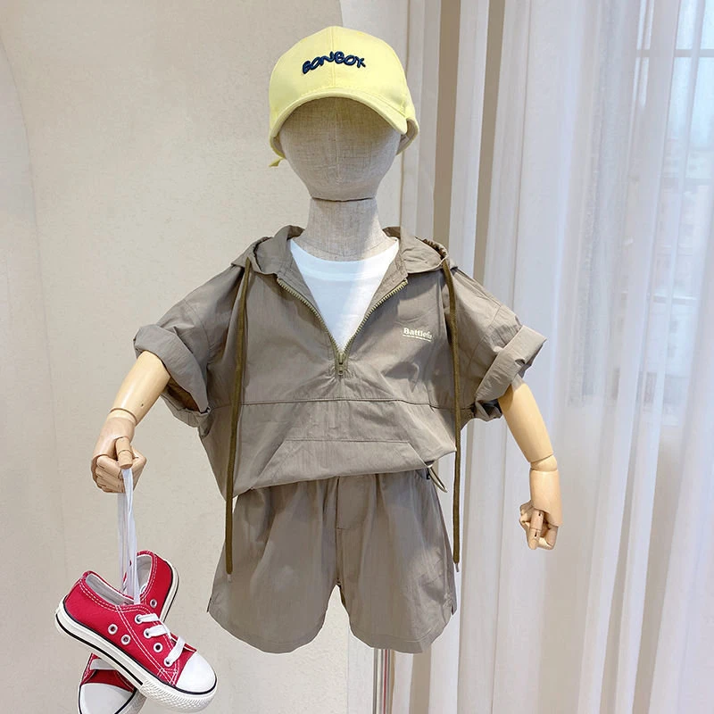 

Boys Summer Short Sleeve Set 2023 New Korean Version of Children's Hooded Shirt + Shorts Home Casual Fashion Two-piece Set