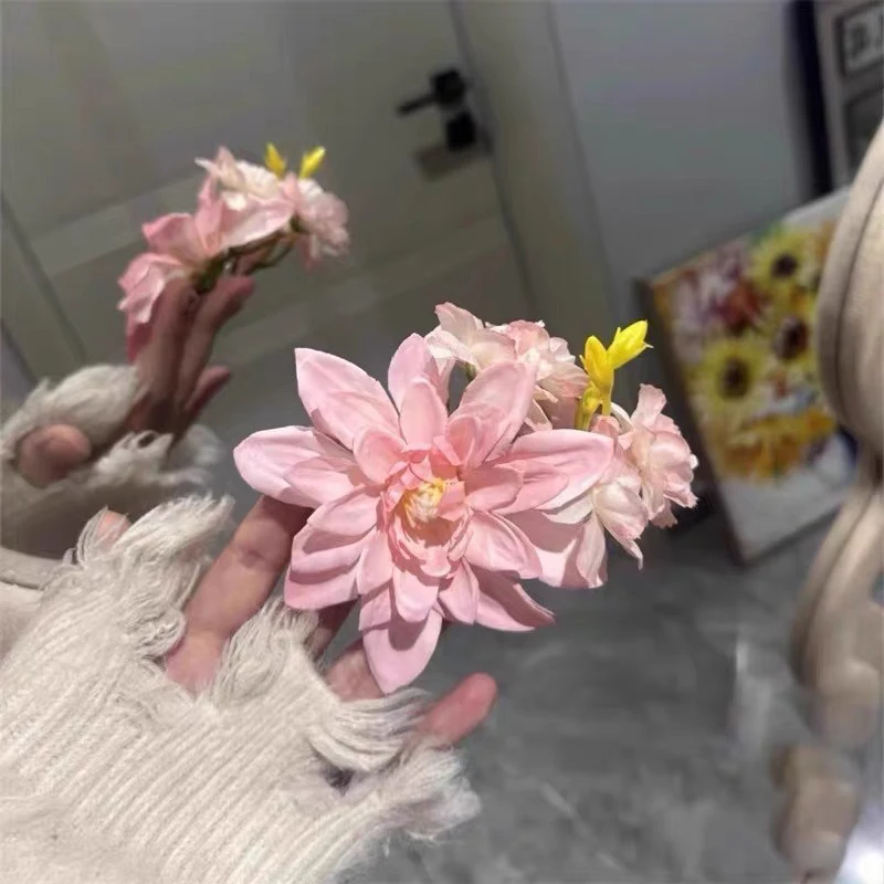 Mode Lilie Blume Haar Clip Kunststoff Blume Haar Klaue Für Frauen Mädchen Süße Vielseitige Shark Clip Exquisite Haar Zubehör – Detail 8