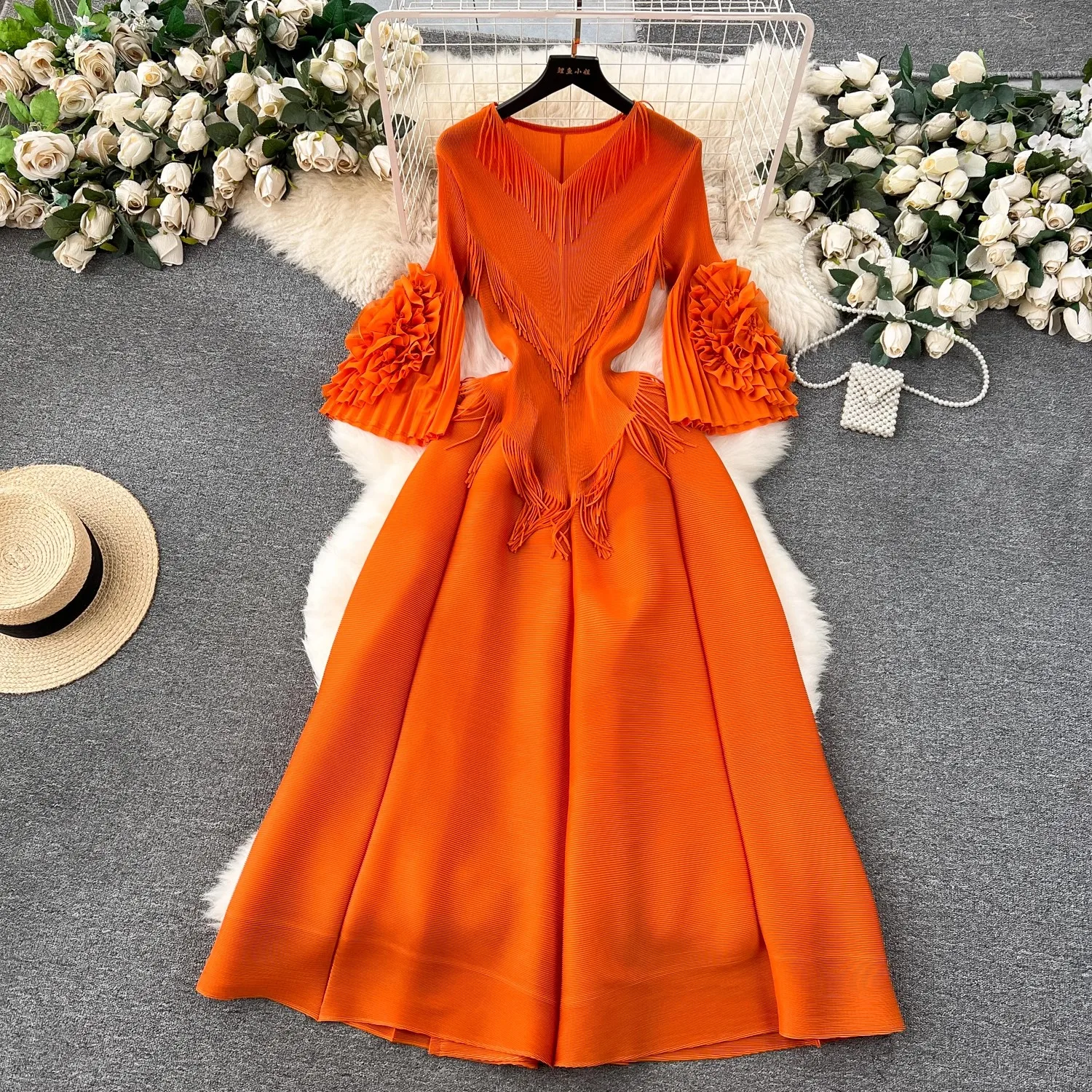 

Miyake Loose Pleated Dress Oversize Women V-Neck Discoid Flower Flare Sleeve Solid Color Tassel Long Robes Female Clothing 9410