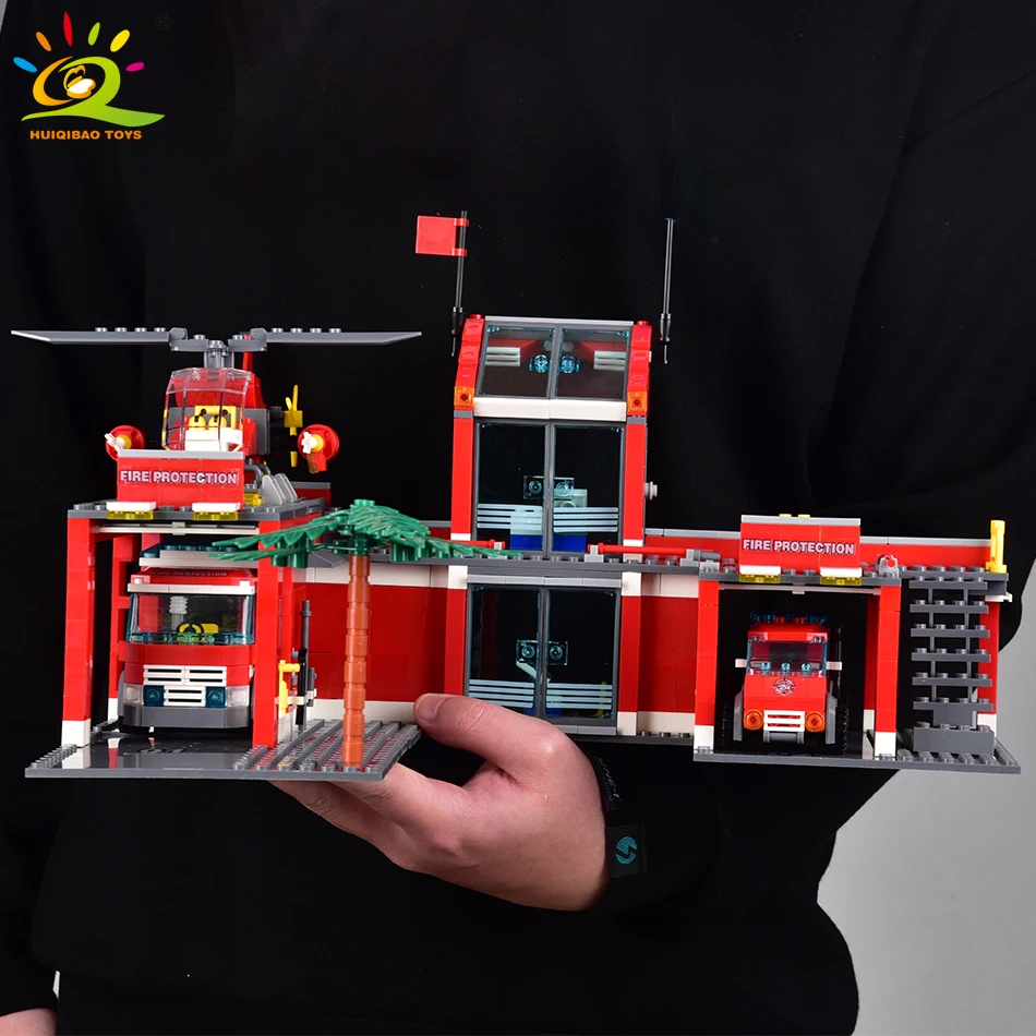 HUIQIBAO 756pcs Fire Station Model Building Blocks Truck Helicopter Firefighter Bricks City Educational Toys For Children Gift 5