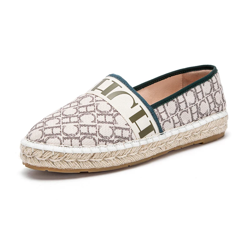 مسطح مصنوع يدويًا من العشب المنسوج للنساء ، حذاء ب...