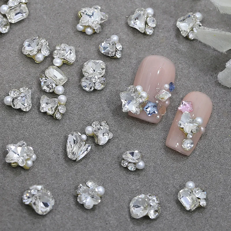 럭셔리 스택드 네일 아트 액세서리 미니 하트 모양 도끼 모양 디자인 네일 참 진주 라인스톤 3D 네일 장