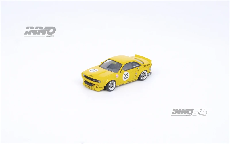 

INNO 1:64 SILVIA (S14) ROCKET BUNNY 2015 желтая литая модель автомобиля