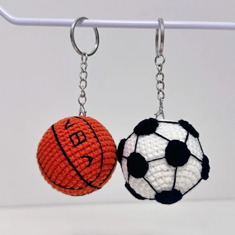 

Creative Soccer Crochet Keychain Handmade Knitted Basketball for Boys Bag Pendant Car Keys Keyring Wholesale Couple Gifts 2024