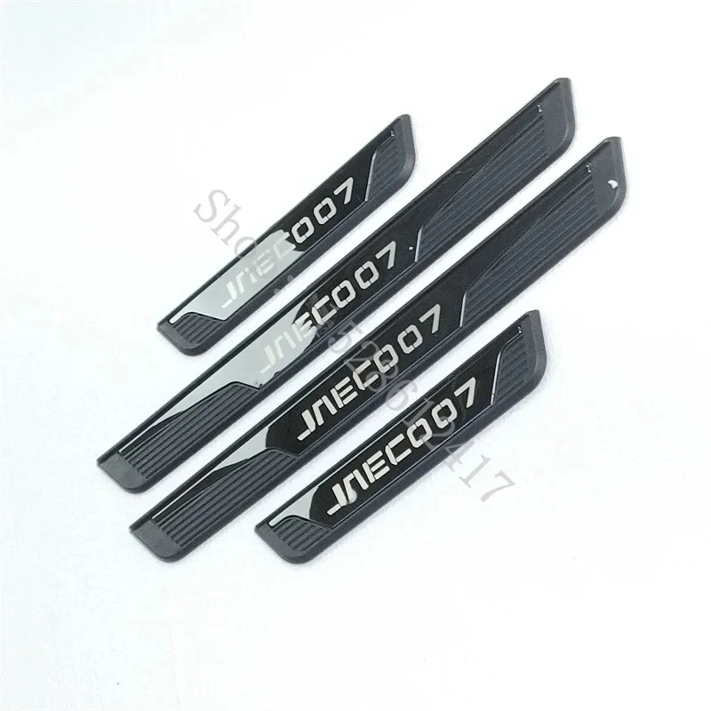 Jaecoo J7 Door Sill & Pedal Protector Set (Stainless Steel) view 4