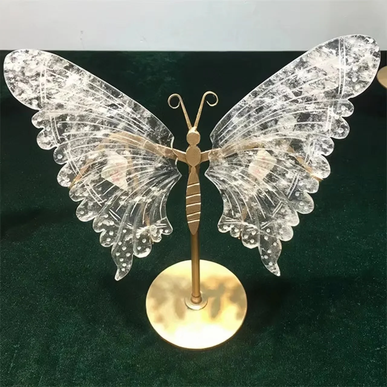 

Wholesale natural gemstone crystals healing stones carving clear quartz butterfly wings for decoration