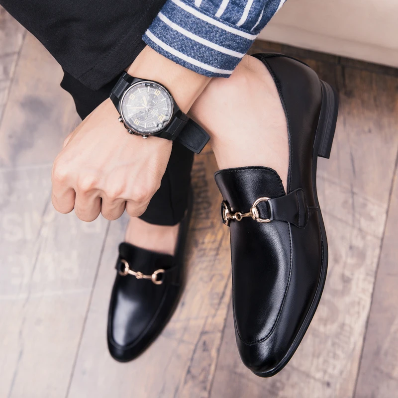 2024 Men's Casual Shoes Genuine Leather Mens Classic Retro Buckle Loafers Moccasins Men Comfortable Outdoor Driving Flats