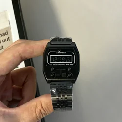 Retro - Inspired Square Digital Watch with Multifunctional Timer and Date Display (Black white)