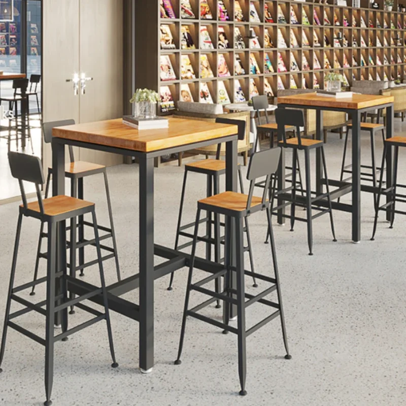 Рисунок 3 - Коммерческие технические столы для ресепшн